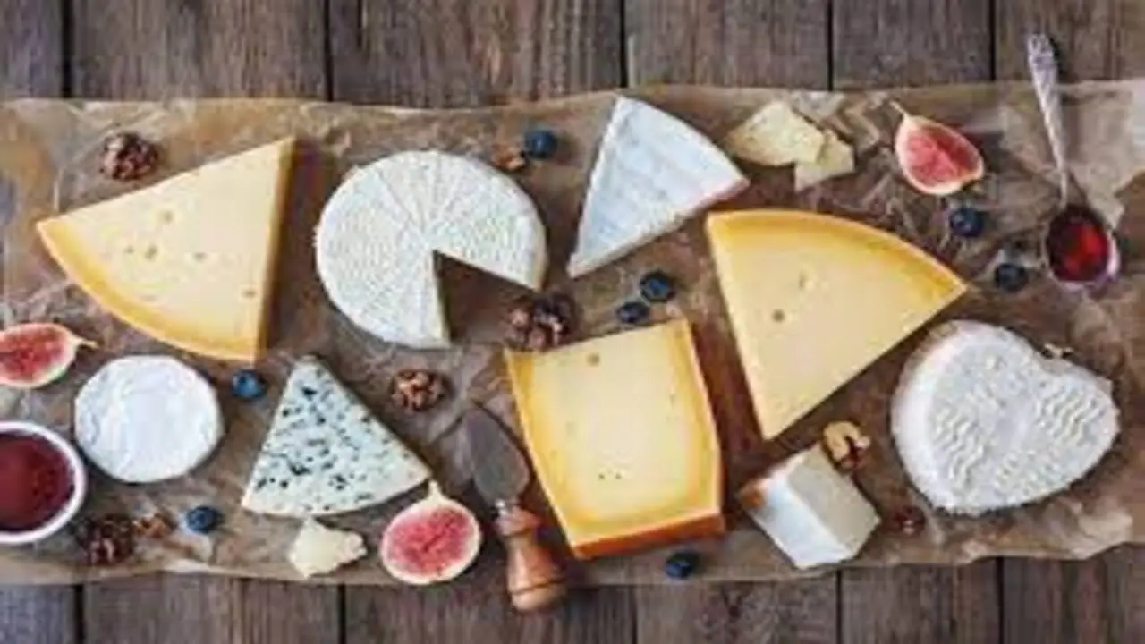Mangi questo formaggio comune? È sorprendentemente ricco di collagene naturale