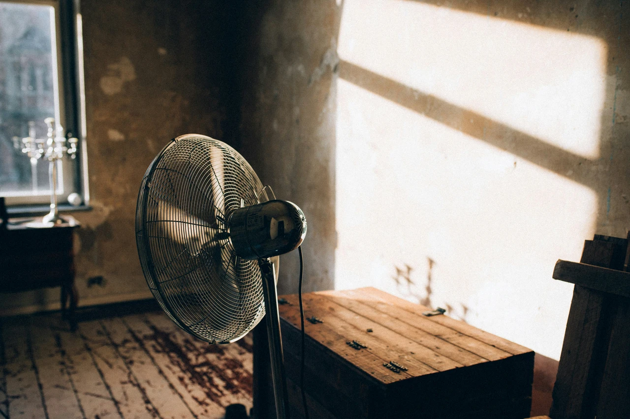 Perché il ventilatore solleva polvere? L’errore invisibile da fermare