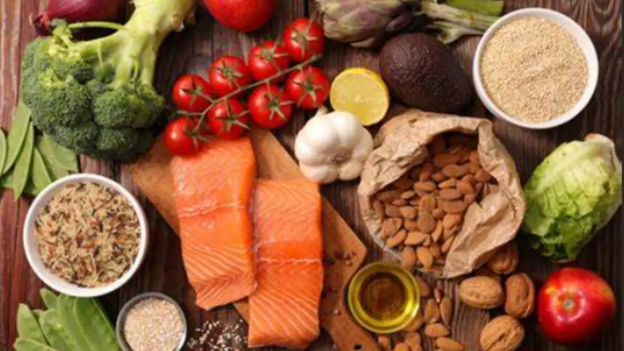 Cosa mangiare per abbassare il rischio di demenza: ecco la dieta perfetta