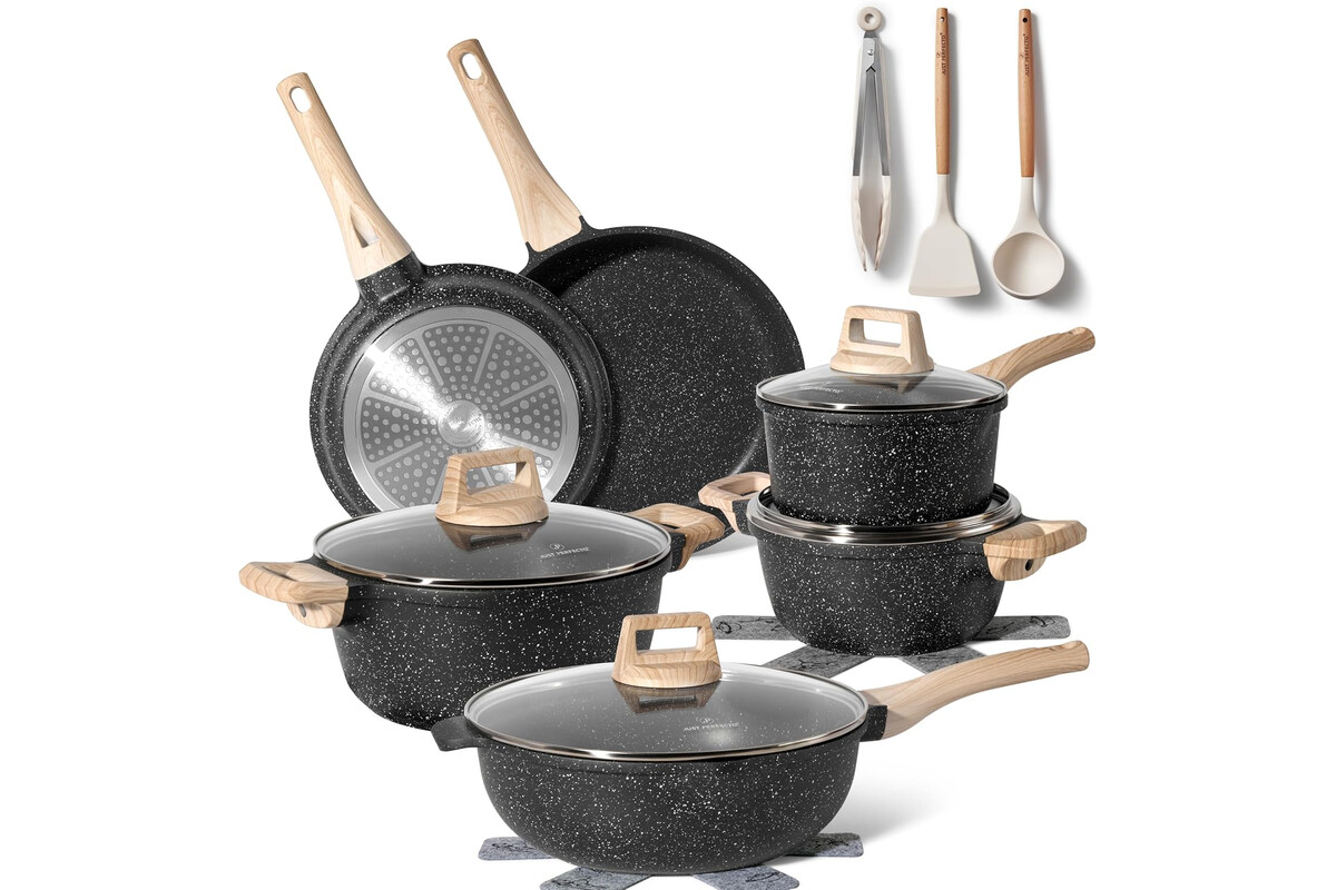 Risparmia subito con il set pentole antiaderenti 15 pezzi: qualità premium senza PFOA a un prezzo imbattibile!